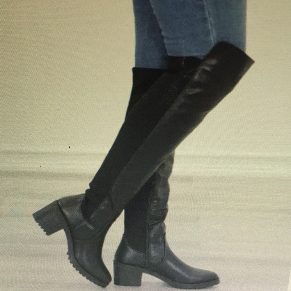 Women's Black Knee-High Boots